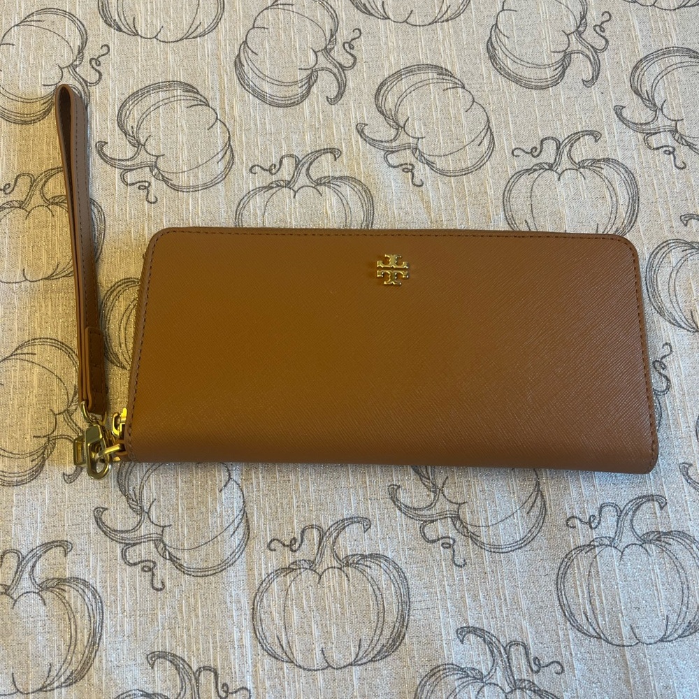 Tory Burch Brown Wristlet Wallet